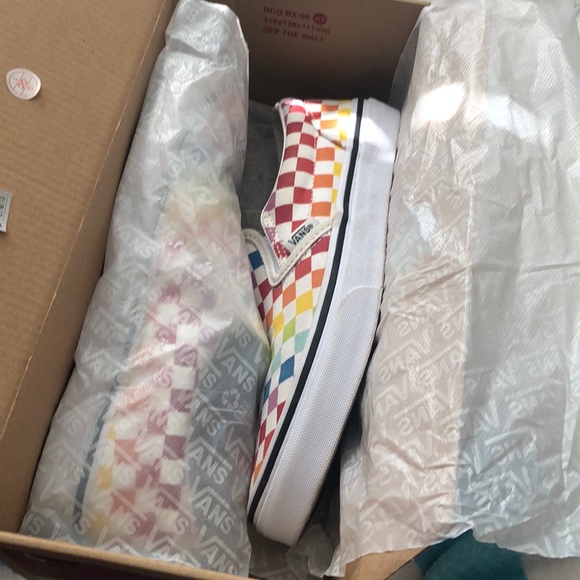 Classic Slip-On (Checkerboard) Rainbow/Tr - Picture 4 of 4